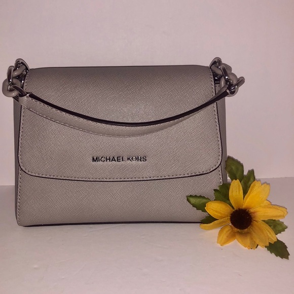 🌸🍃 Michael Kors Grey leather Sofia Crossbody Purse - Picture 3 of 8